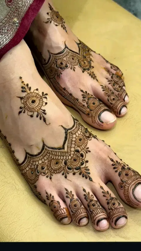 bridal pakistani jaal foot mehndi design
