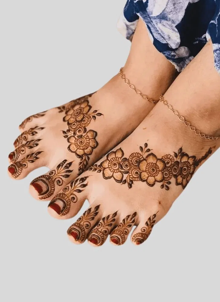 Arabic Simple Foot Mehndi Design with Bel