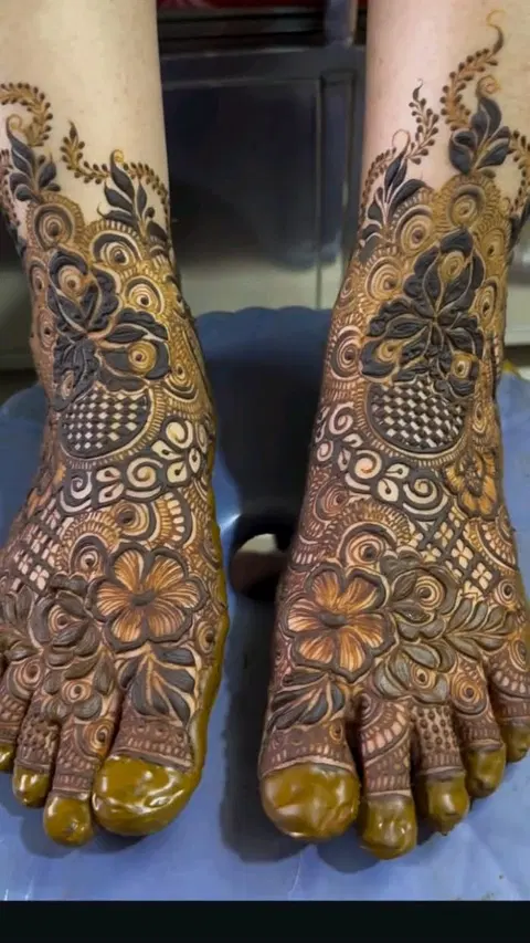 bridal jaal foot mehndi design