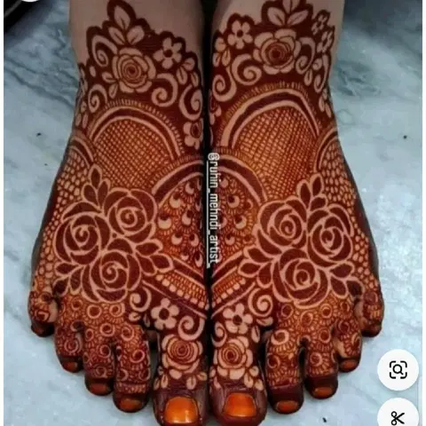 bridal indian figure foot mehndi design