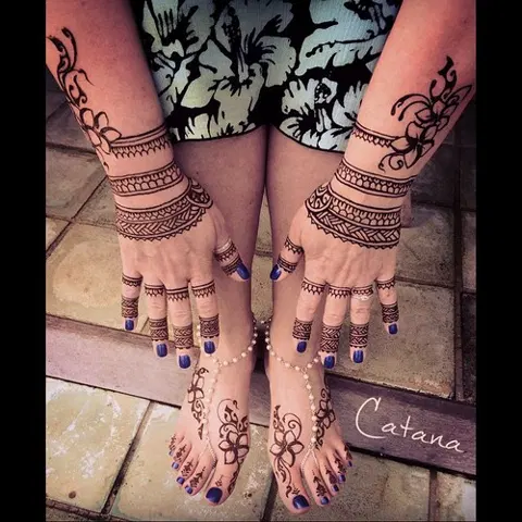 aesthetic bridal lotus full hand mehndi design