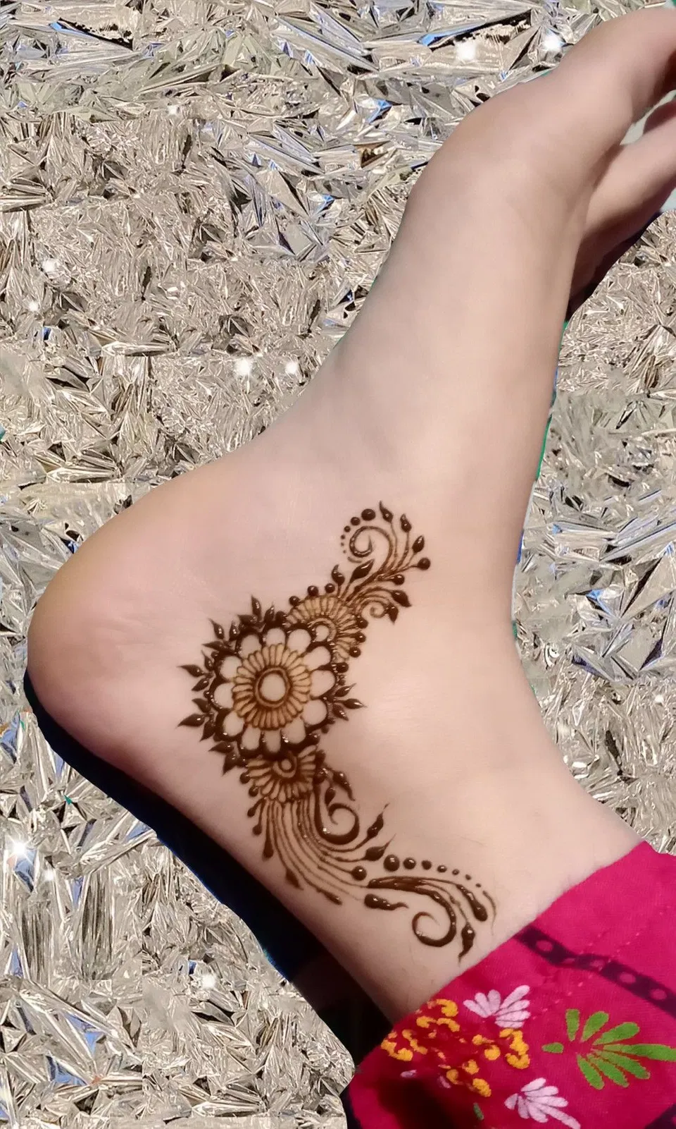 Arabic Minimal Foot Mehndi Design with Deity and Jaal