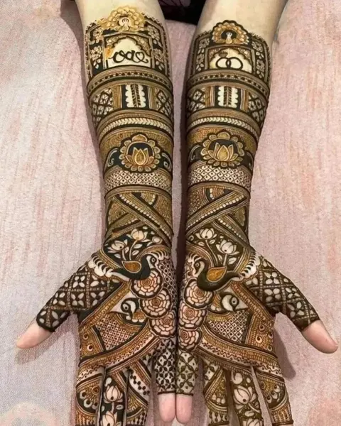 bridal figure foot mehndi design