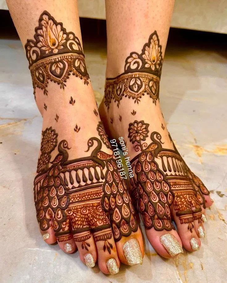 Bridal Indian Foot Mehndi Design with Figures and Peacock for Engagement (2)