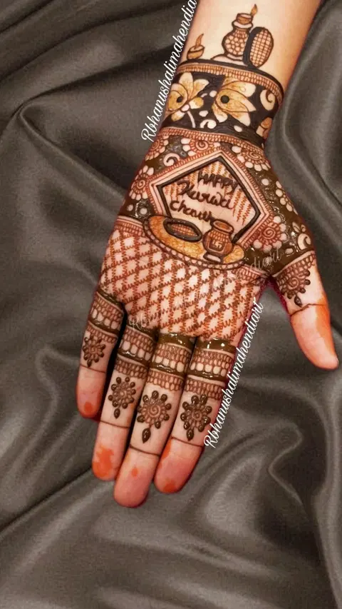 bridal stylish back hand mehndi design
