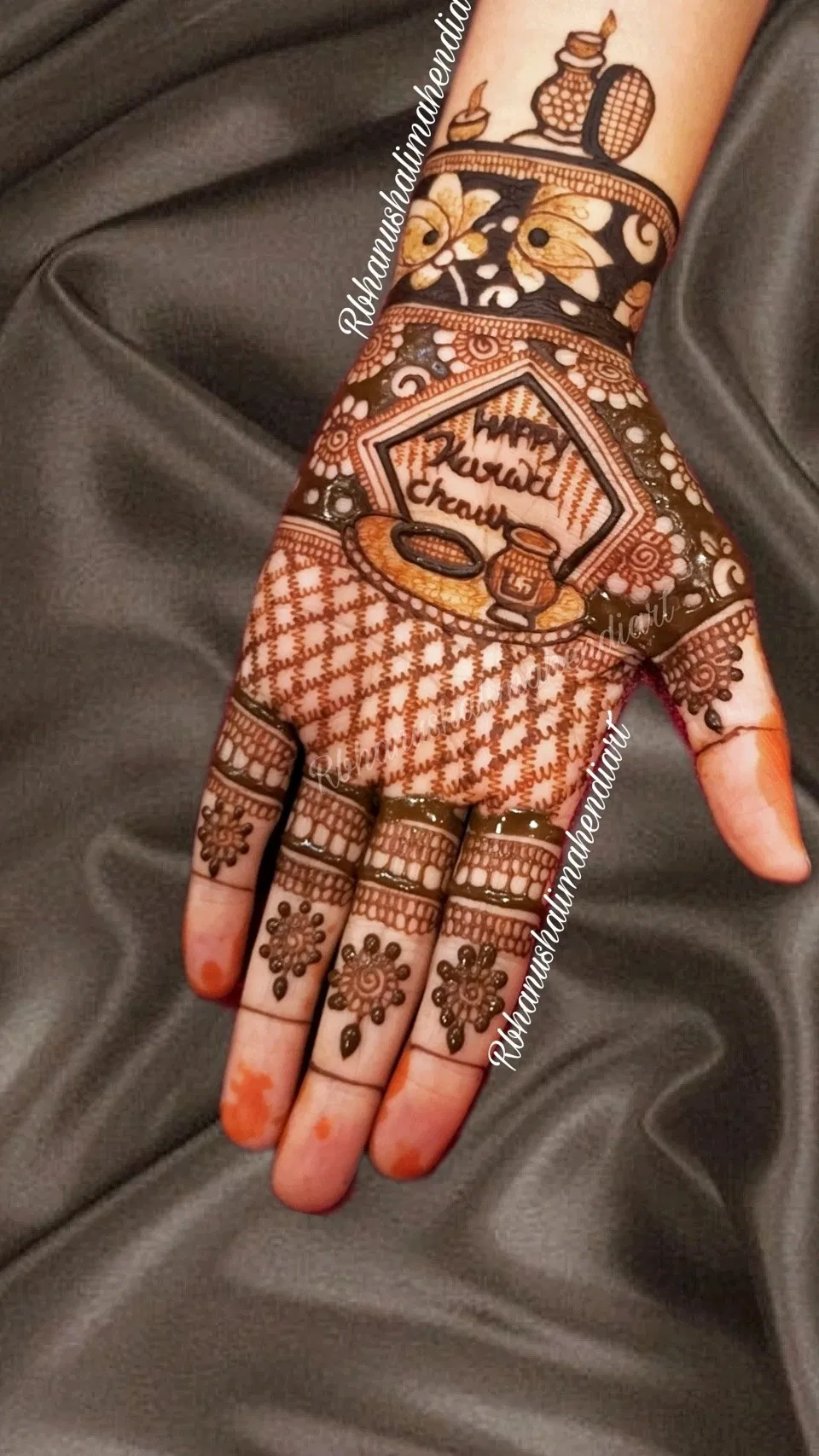 Bridal Stylish Back Hand Mehndi Design for Diwali