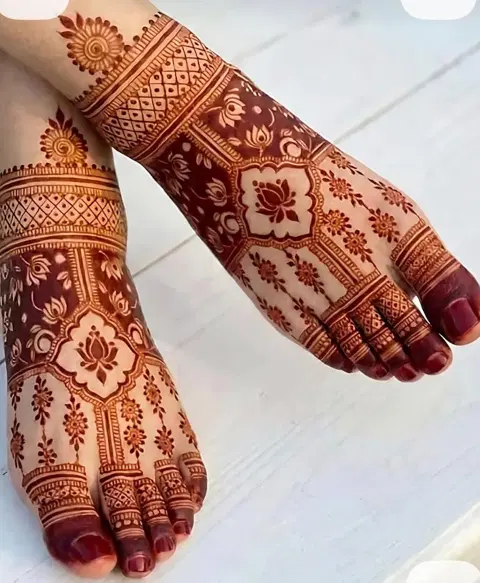 bridal pakistani foot mehndi design