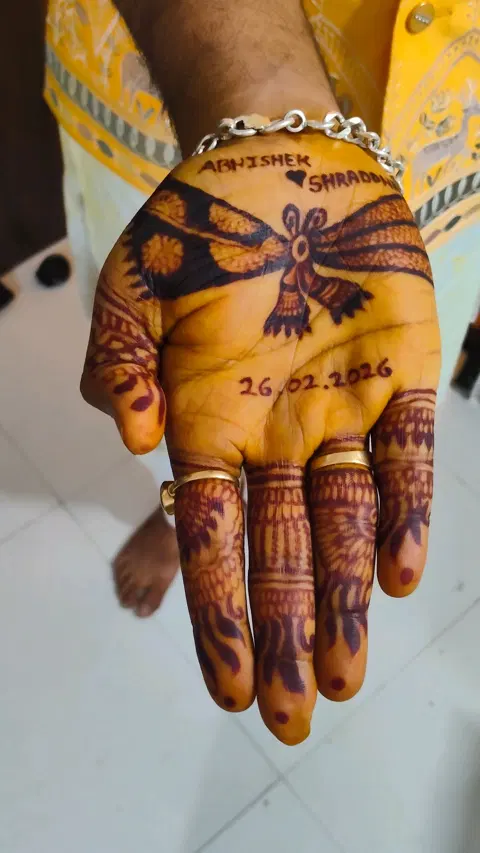 arabic bridal circle back hand mehndi design
