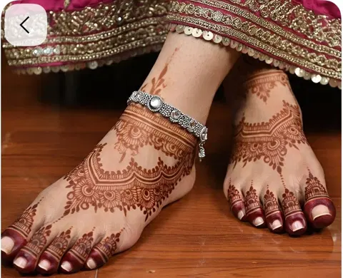 bridal pakistani back hand mehndi design