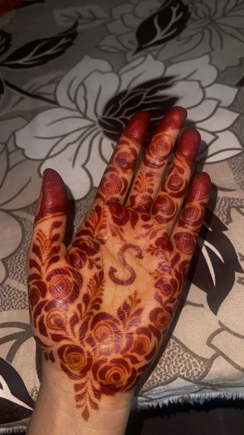 bridal moon back hand mehndi design
