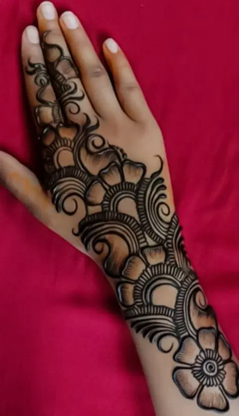 arabic stylish back hand mehndi design