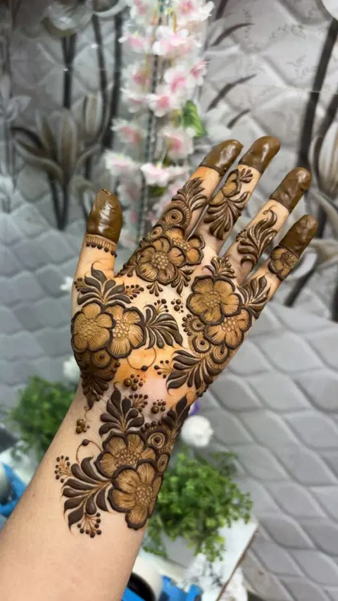 arabic dubai flower front hand mehndi design