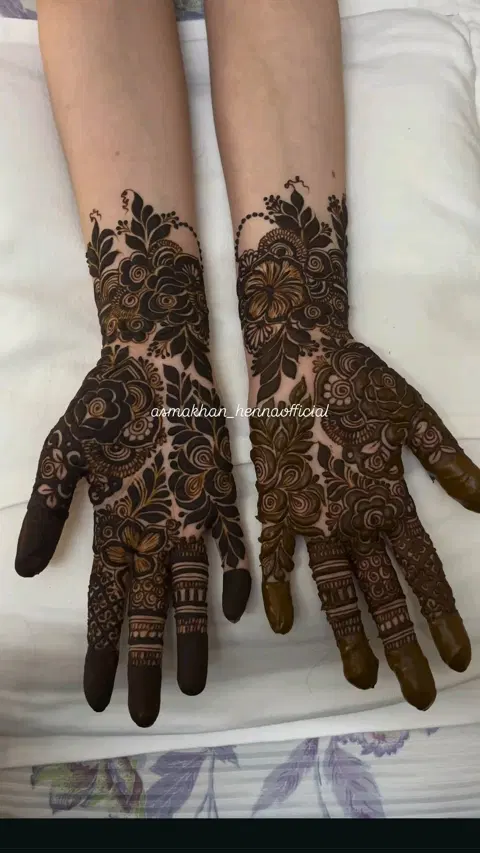 dubai flower finger mehndi design
