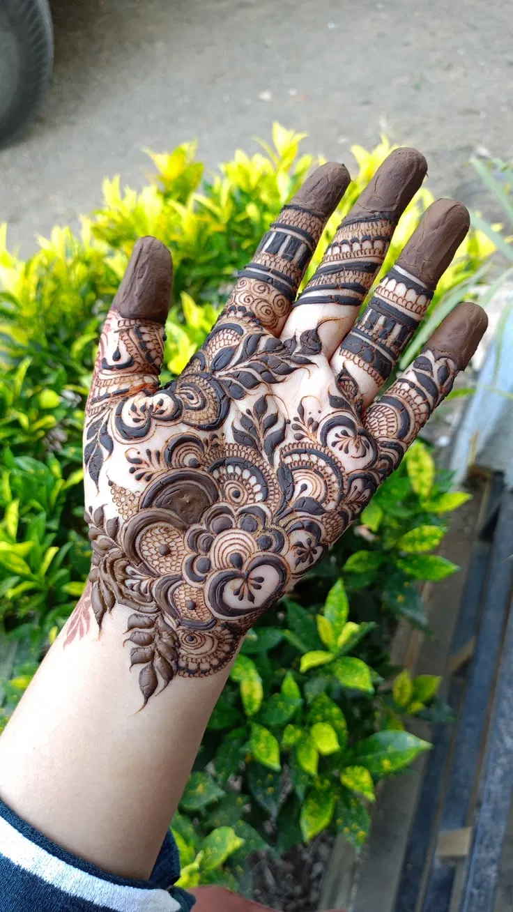 Arabic Bridal Full Hand Mehndi Design with Gol Tikki and Flowers