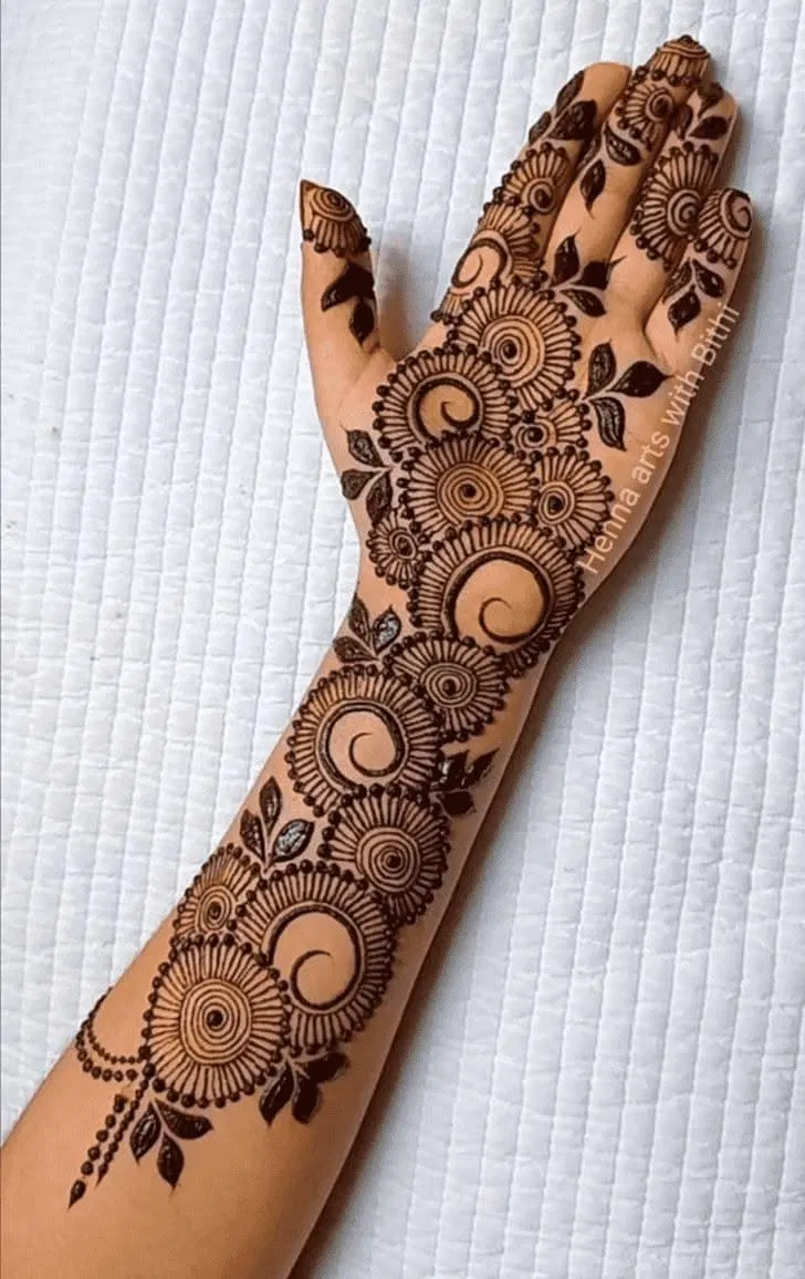 Arabic Stylish Arm Mehndi Design with Bel
