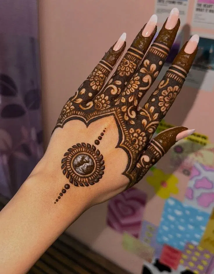 Aesthetic Royal Back Hand Mehndi Design with Bel, Gol Tikki and Lotus