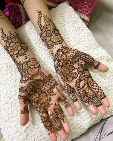 arabic stylish bel finger mehndi design