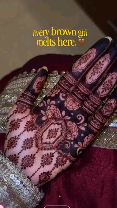 bridal pakistani wrist mehndi design