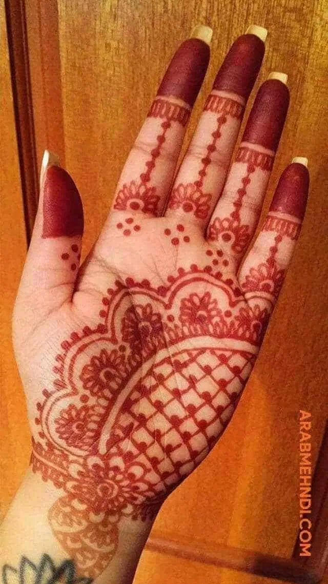 Arabic Simple Finger Mehndi Design