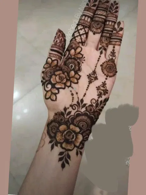 aesthetic arabic flower front hand mehndi design