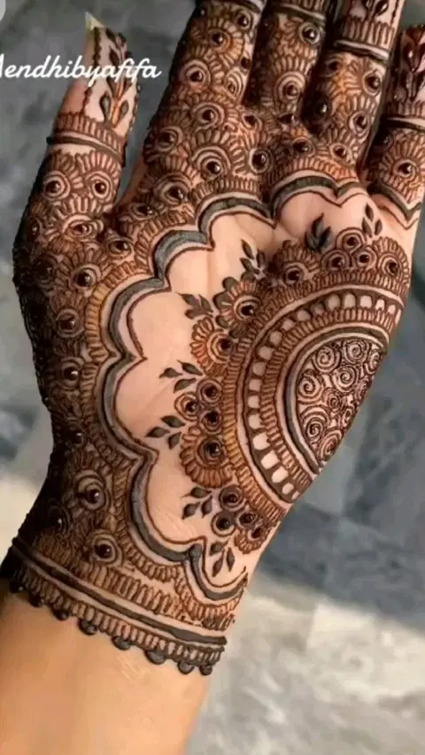 bridal stylish deity front hand mehndi design