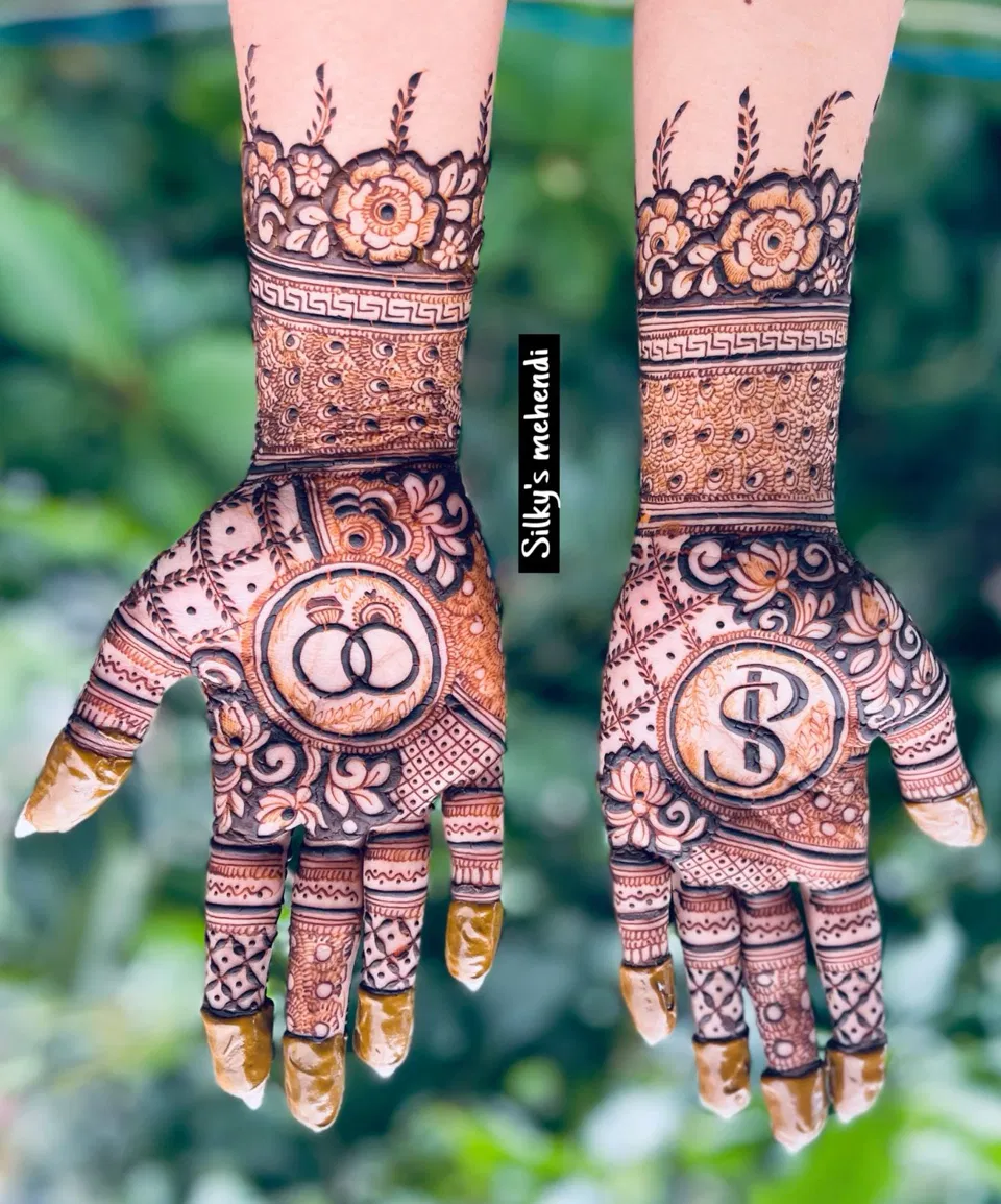 Bridal Simple Half Hand Mehndi Design with Figures and Hidden Name