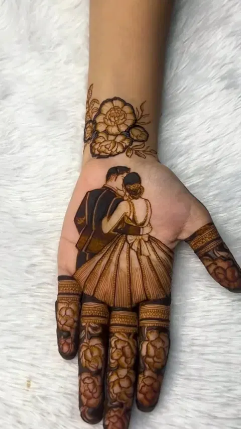 bridal simple figure front hand mehndi design
