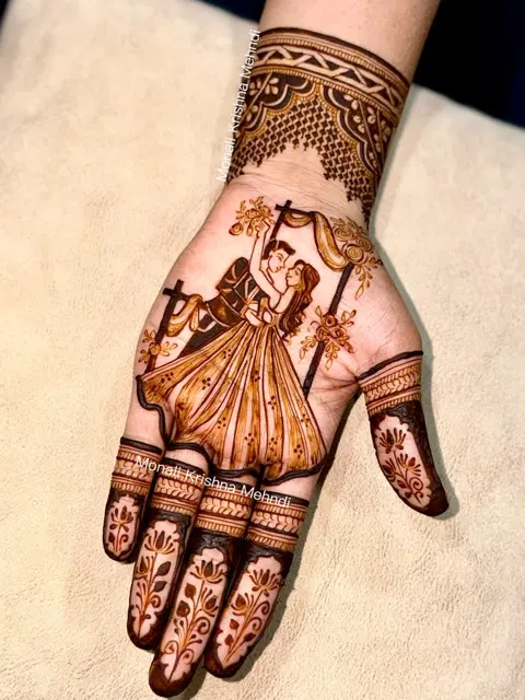 bridal stylish figure front hand mehndi design
