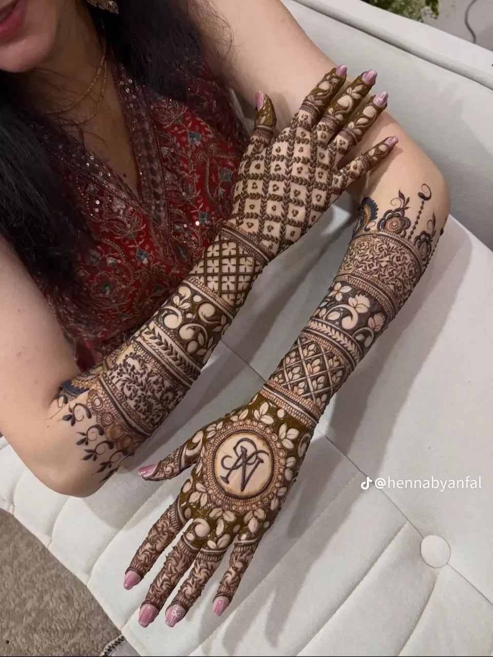 Bridal Simple Arm Mehndi Design with Figures and Hearts