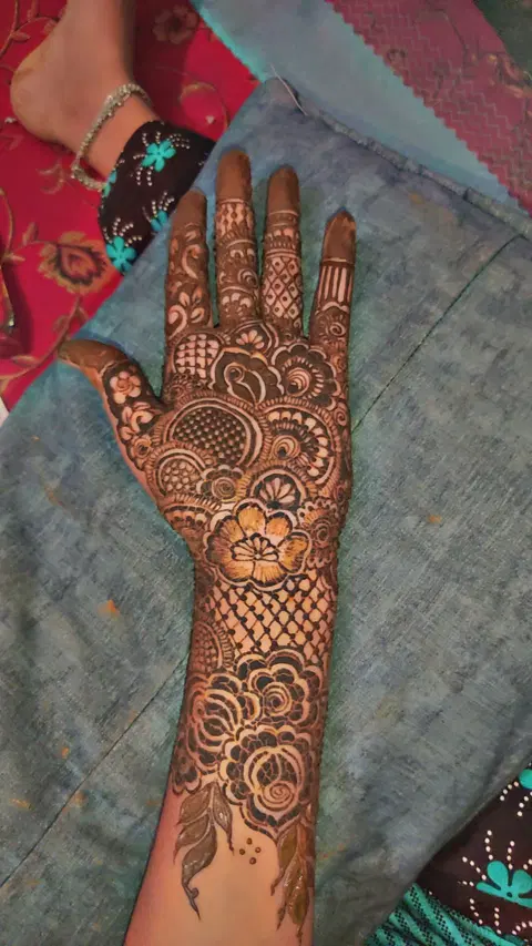 bridal flower full hand mehndi design