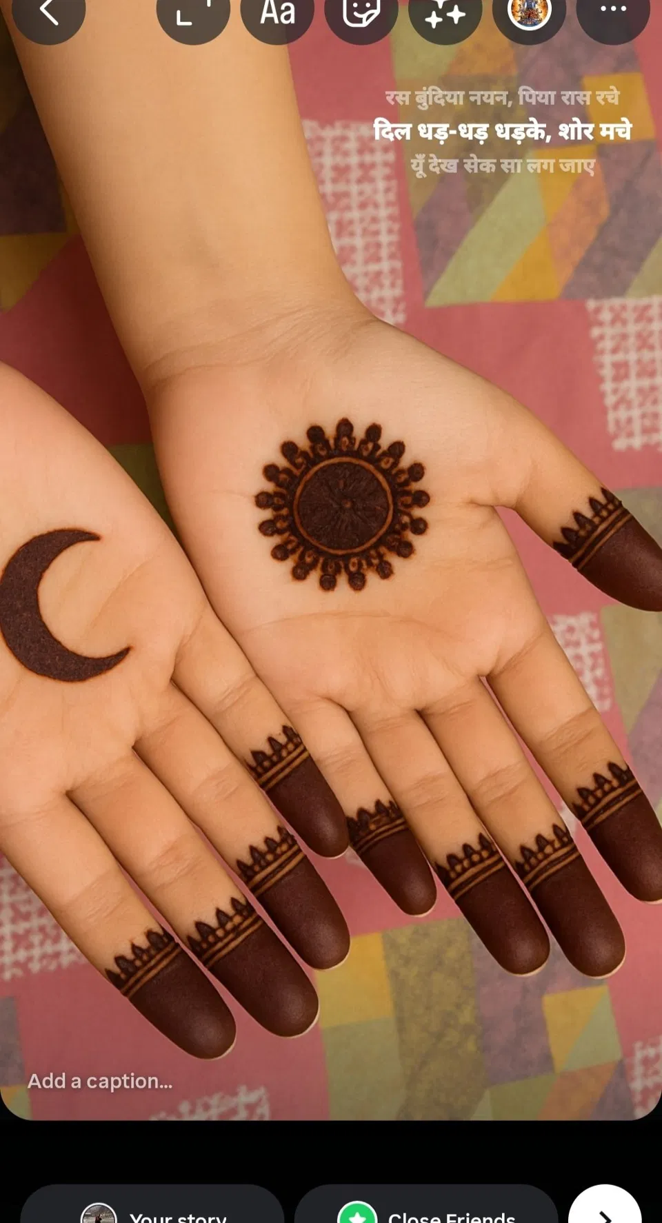 Aesthetic Simple Finger Mehndi Design with Gol Tikki, Jaal and Moon
