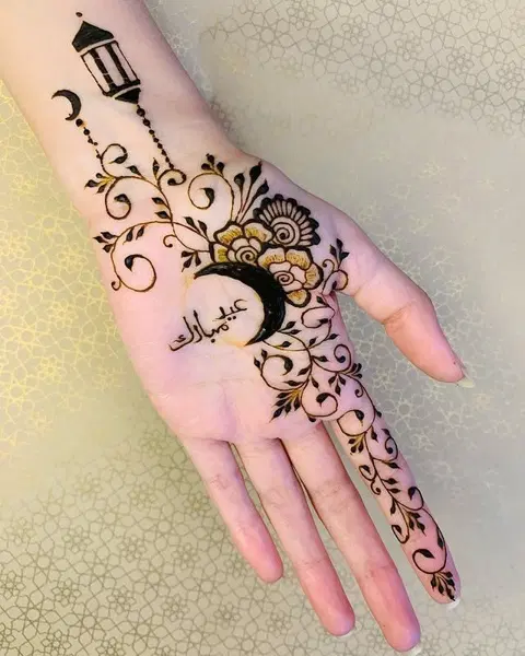 aesthetic arabic moon front hand mehndi design