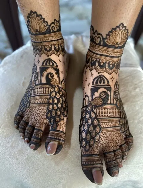 bridal royal peacock back hand mehndi design