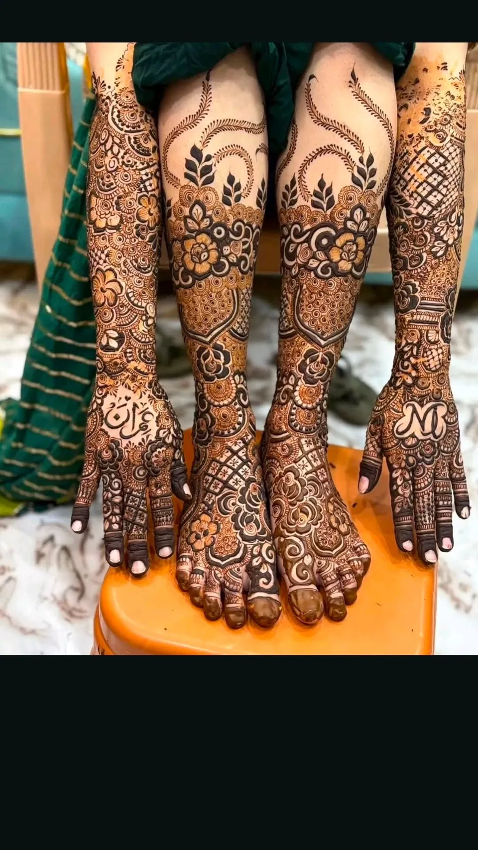 Arabic Bridal Foot Mehndi Design with Figures and Hearts