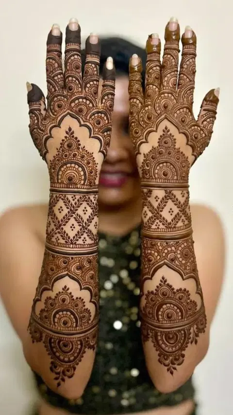 arabic bridal circle arm mehndi design
