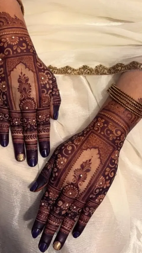 aesthetic bridal arm mehndi design