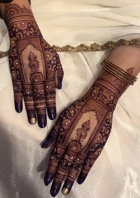 aesthetic bridal jaal arm mehndi design