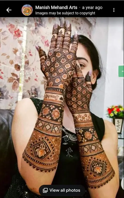 bridal figure back hand mehndi design