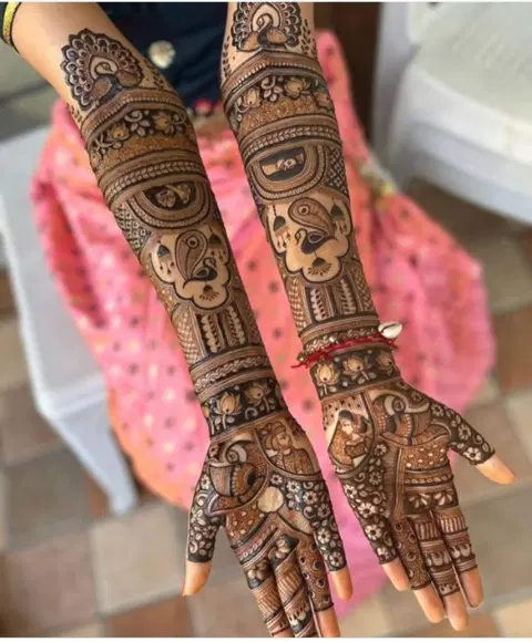 bridal figure back hand mehndi design