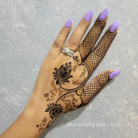 arabic minimal flower back hand mehndi design