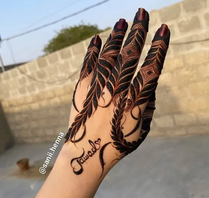 Arabic Indian Finger Mehndi Design with Hidden Name