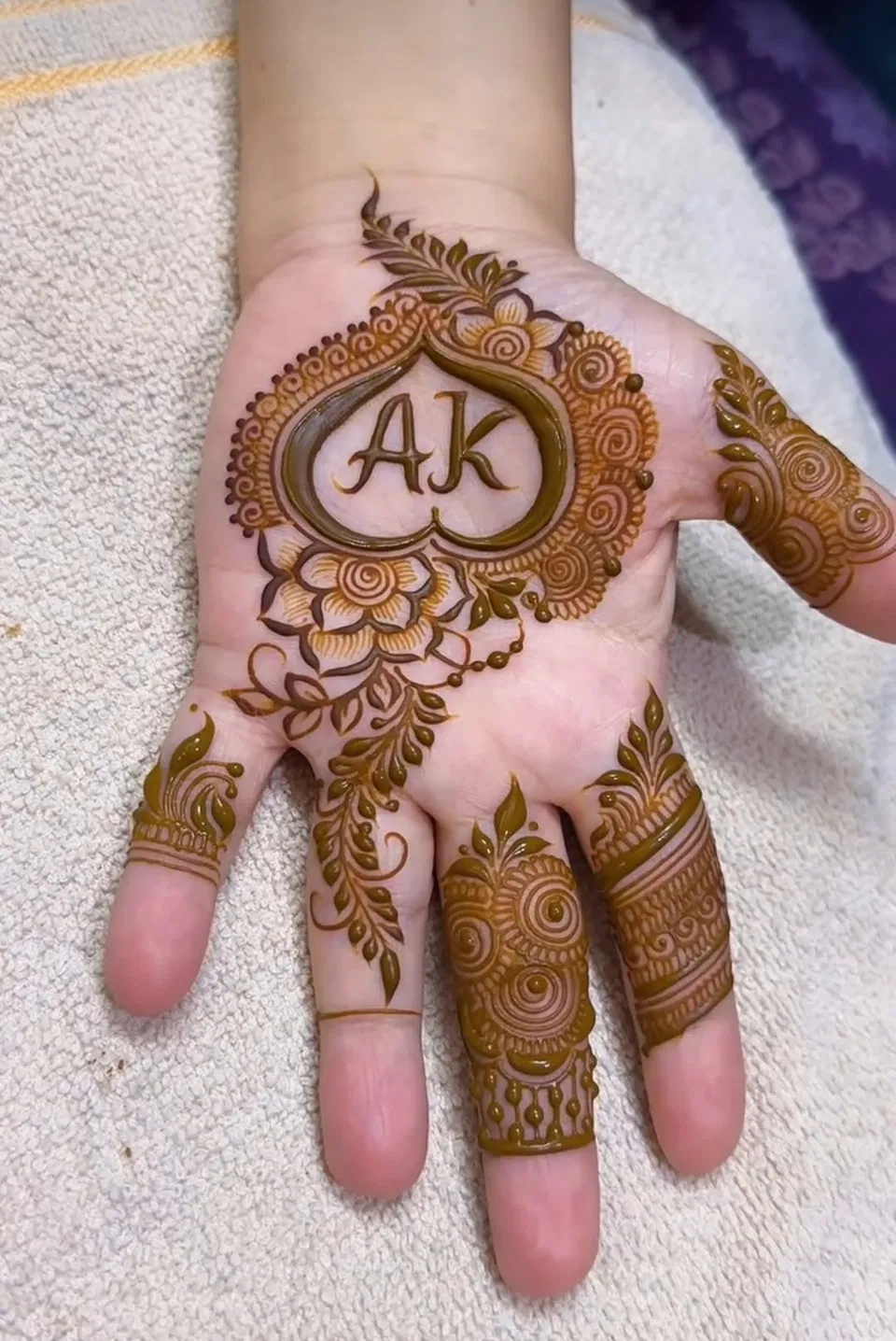 Mehndi Design with Hearts and Hidden Name