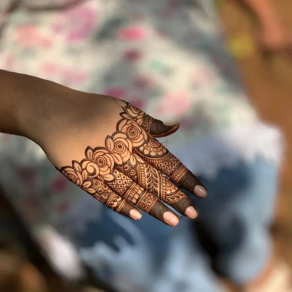 Aesthetic Royal Back Hand Mehndi Design with Flowers (3)