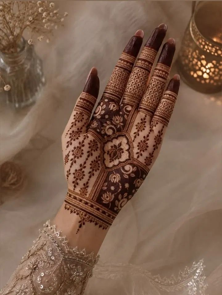 Arabic Indian Finger Mehndi Design