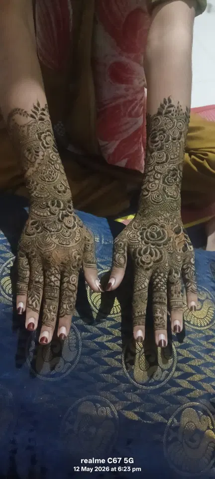 bridal jaal back hand mehndi design