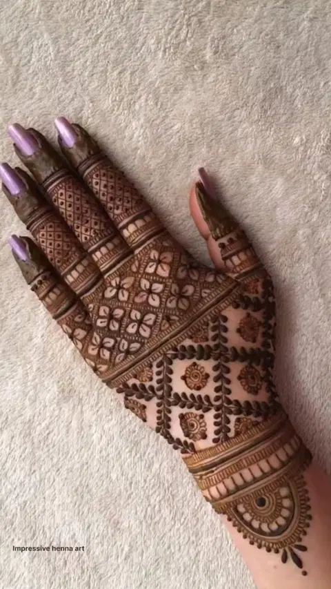 arabic bridal back hand mehndi design