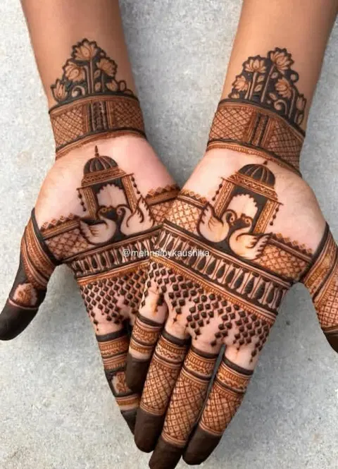 bridal stylish figure front hand mehndi design