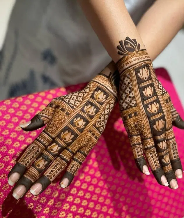 Bridal Indian Mehndi Design with Gol Tikki and Figures for Karwa Chauth