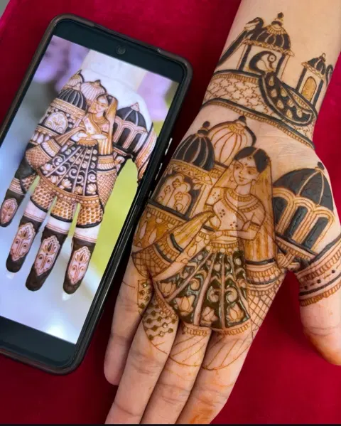 bridal indian figure front hand mehndi design