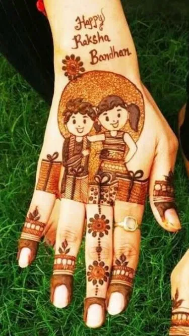 Simple Stylish Back Hand Mehndi Design with Figures